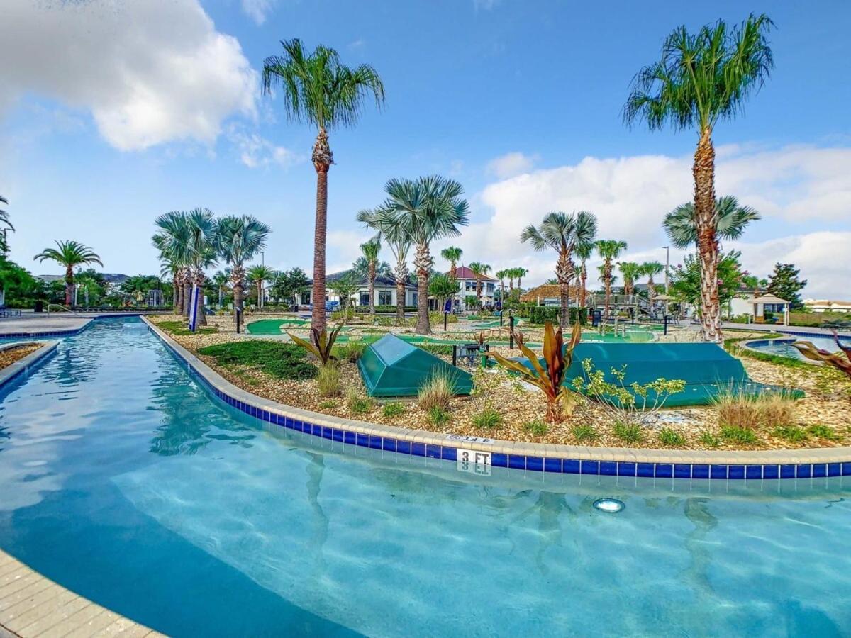 Terrific Thematic Lakeview 2b With 2 Clubhouses Casa de férias *